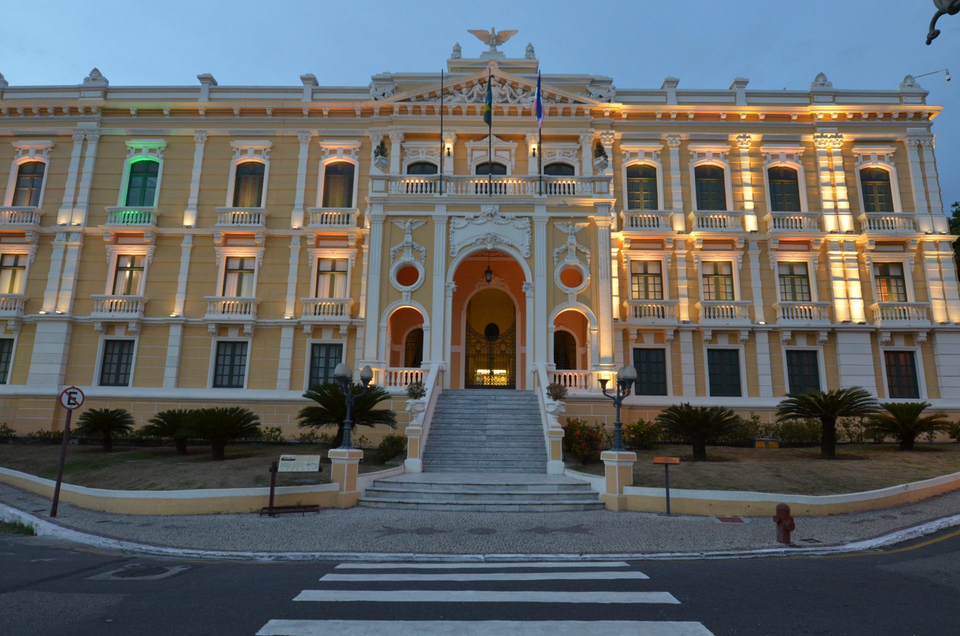 Fachada do Palácio Anchieta