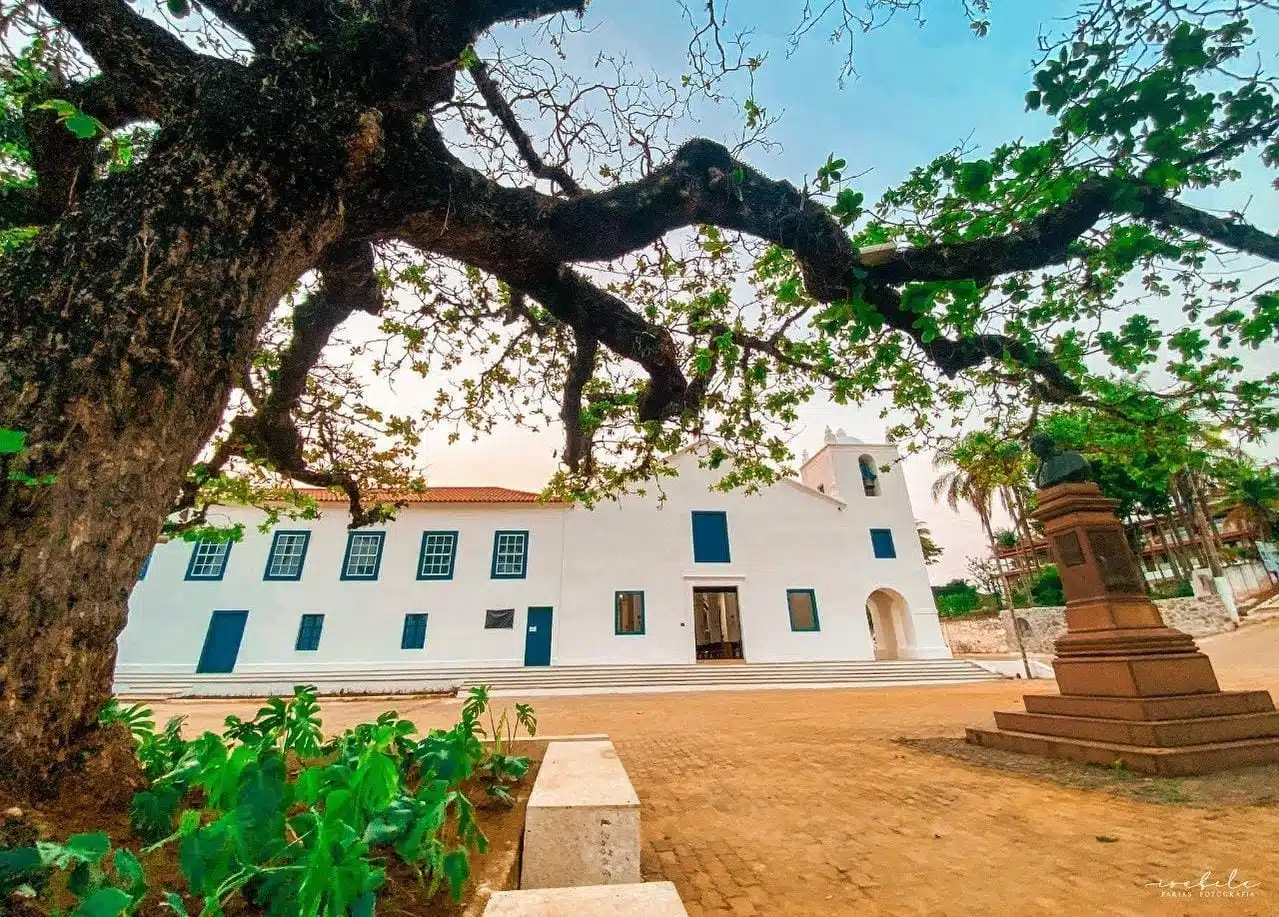 Detalhe arquitetônico do Santuário Nacional de Anchieta