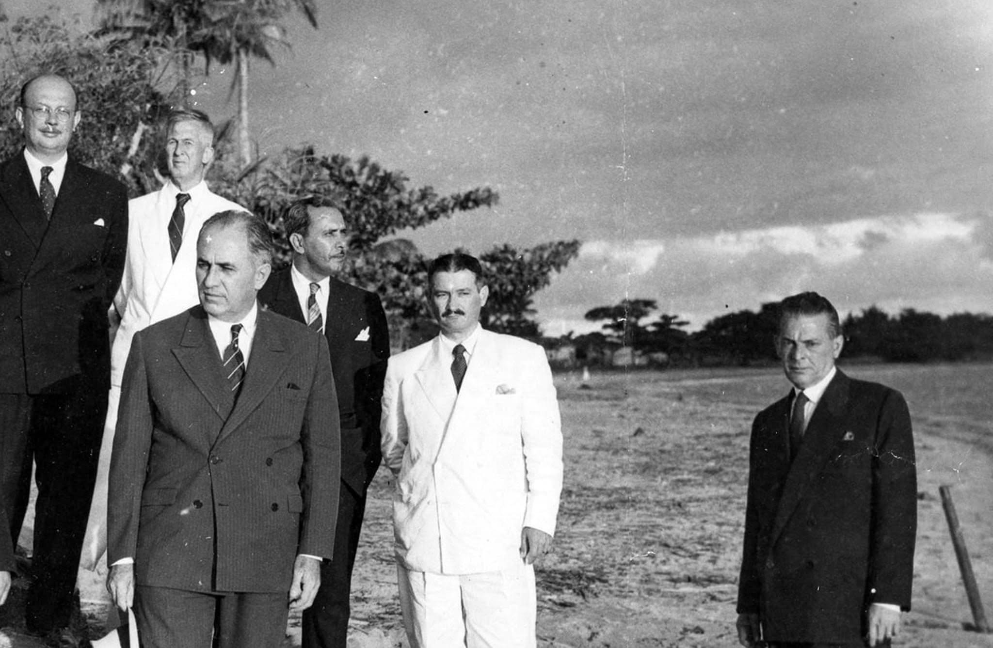 Fotografia histórica do Colégio Dona Maria Mattos nos primeiros anos de funcionamento