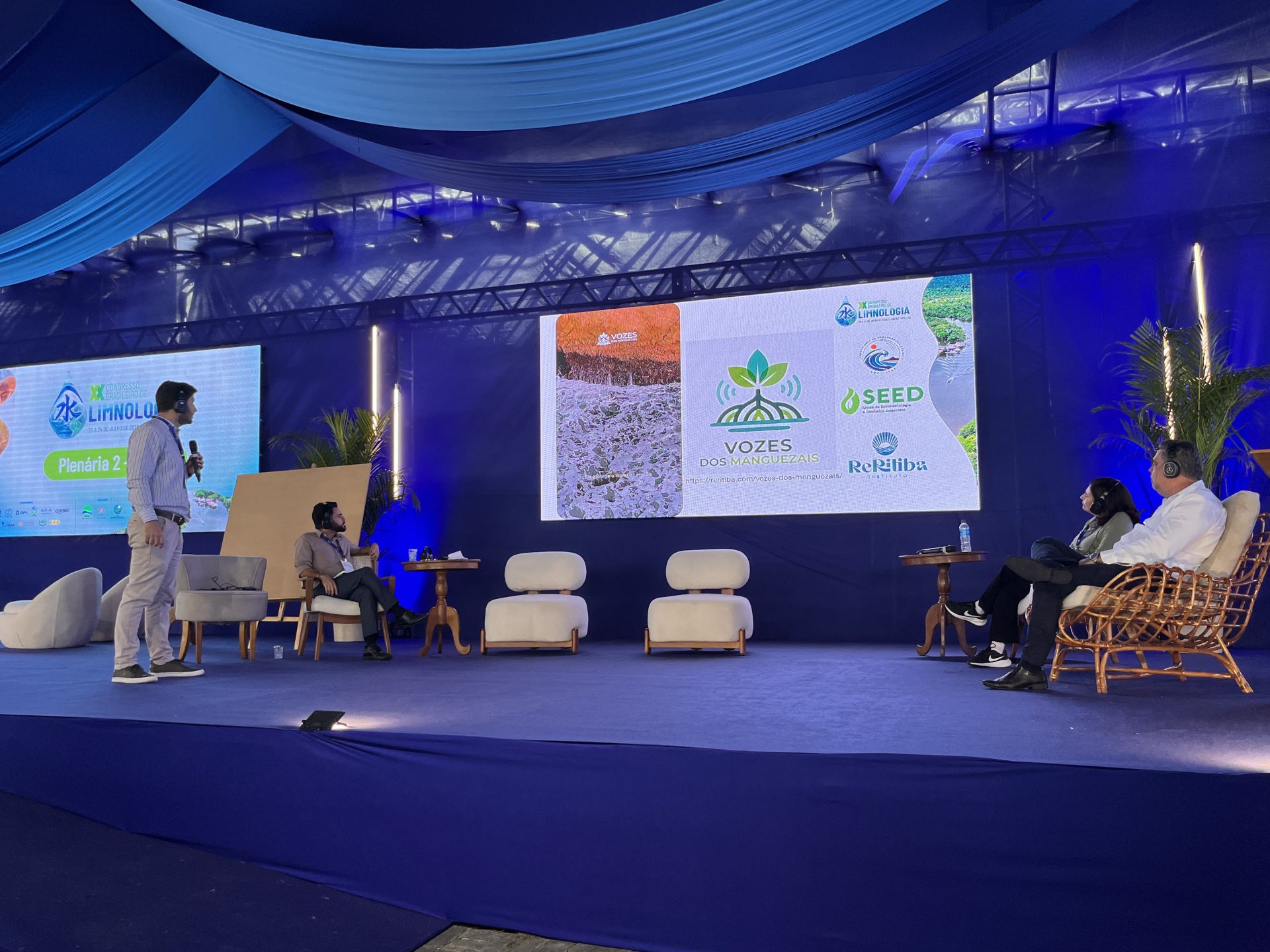 Delegação capixaba durante o 20º Congresso Brasileiro de Limnologia em Juiz de Fora, MG